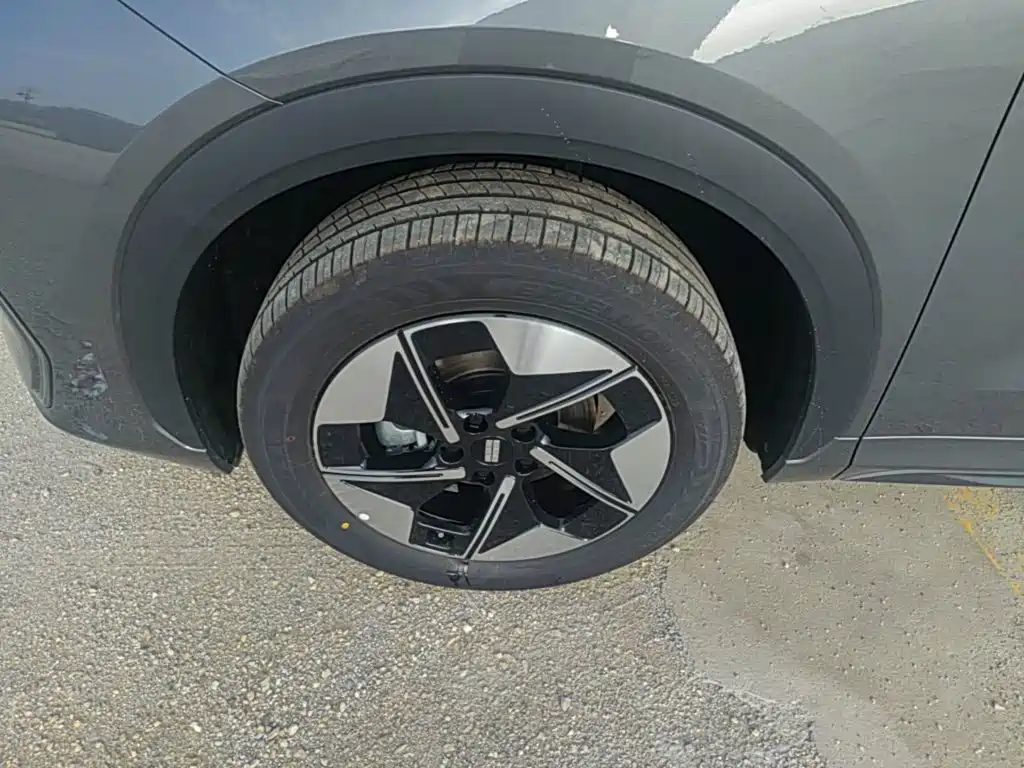 Geely Galaxy Galaxy E5 2026 2026 530km Voyager Edition
