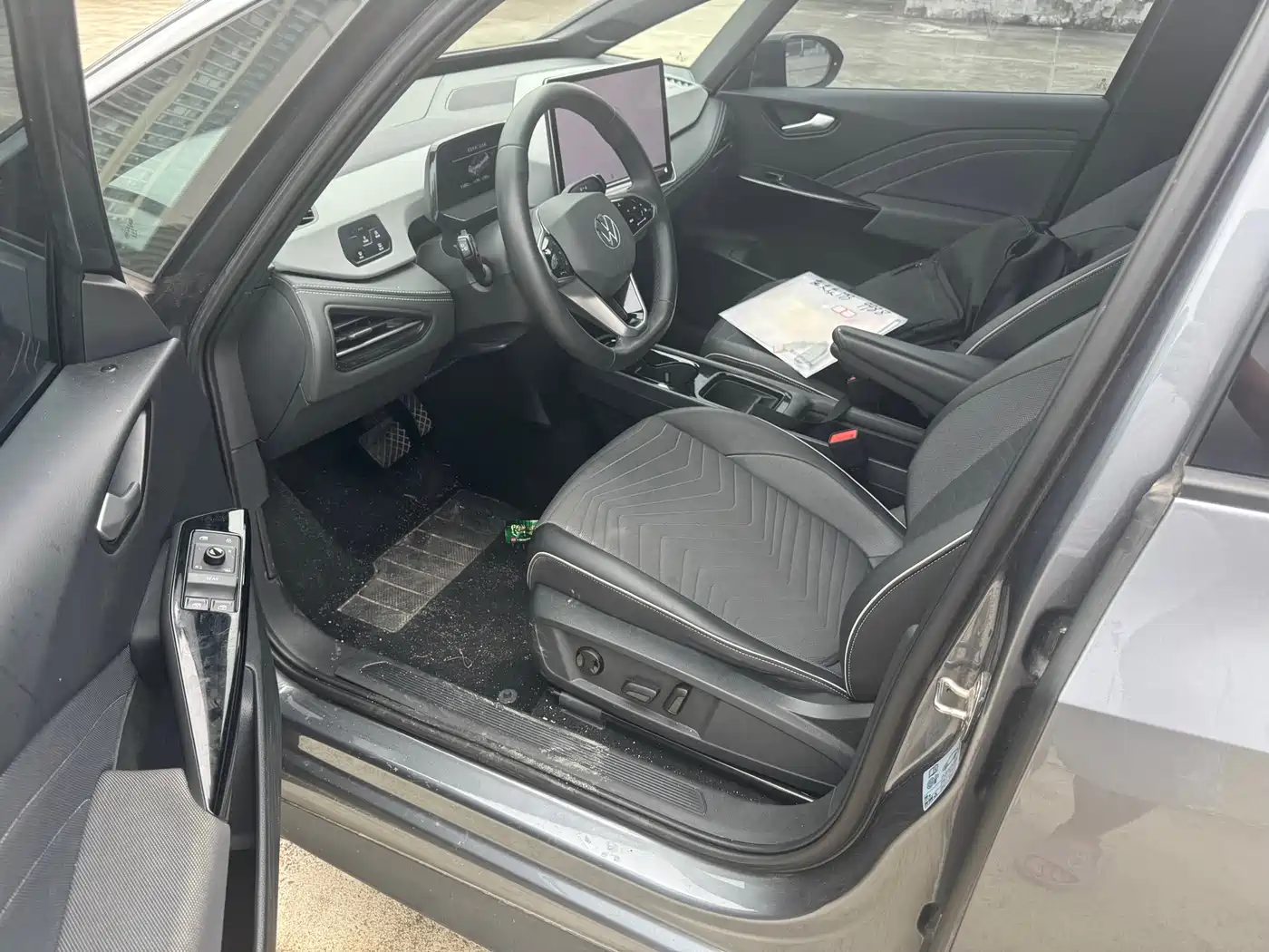 Volkswagen ID.3 2025 Smart Outstanding Edition фото 8