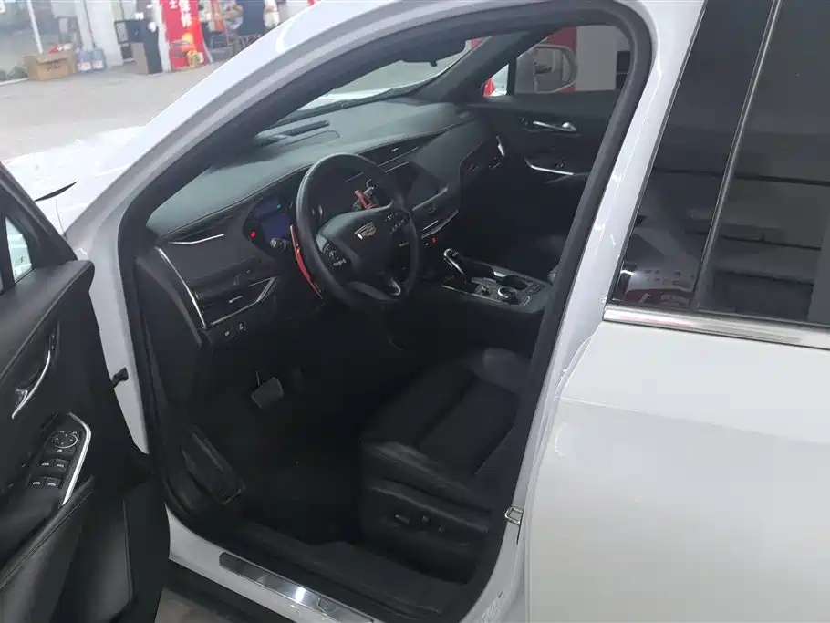 Cadillac XT4 2022 28T FWD Style фото 9