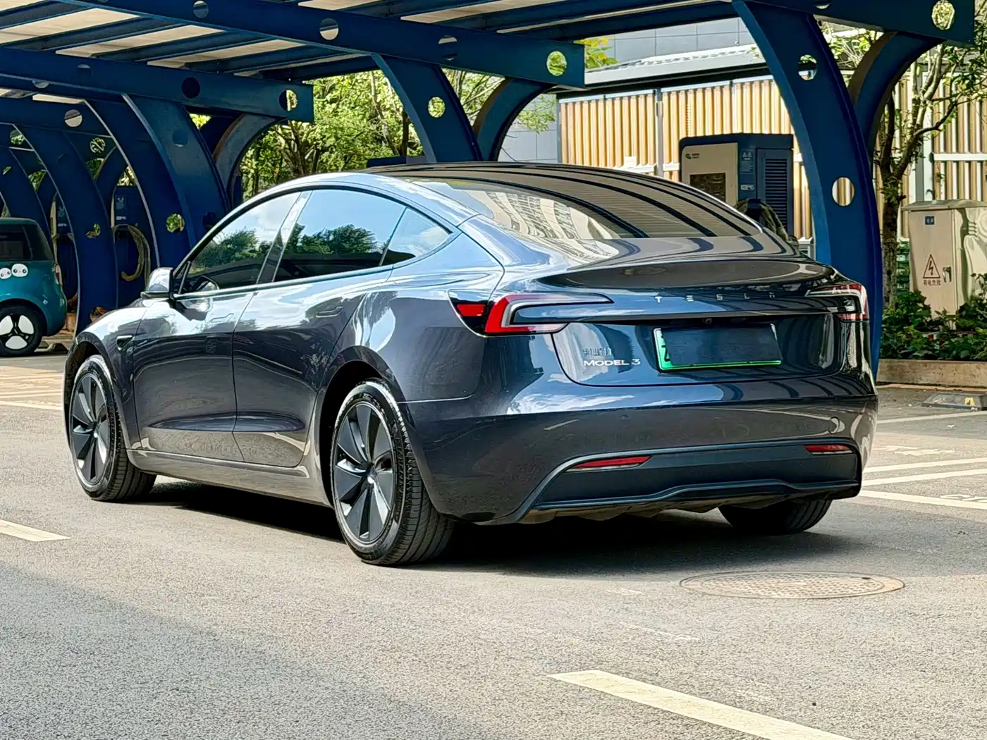 Фото 6 - Tesla Model 3