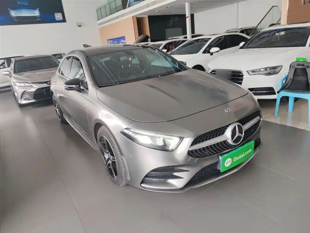 Mercedes-Benz A-Class 2019 A 200 L Sport Sedan фото 4