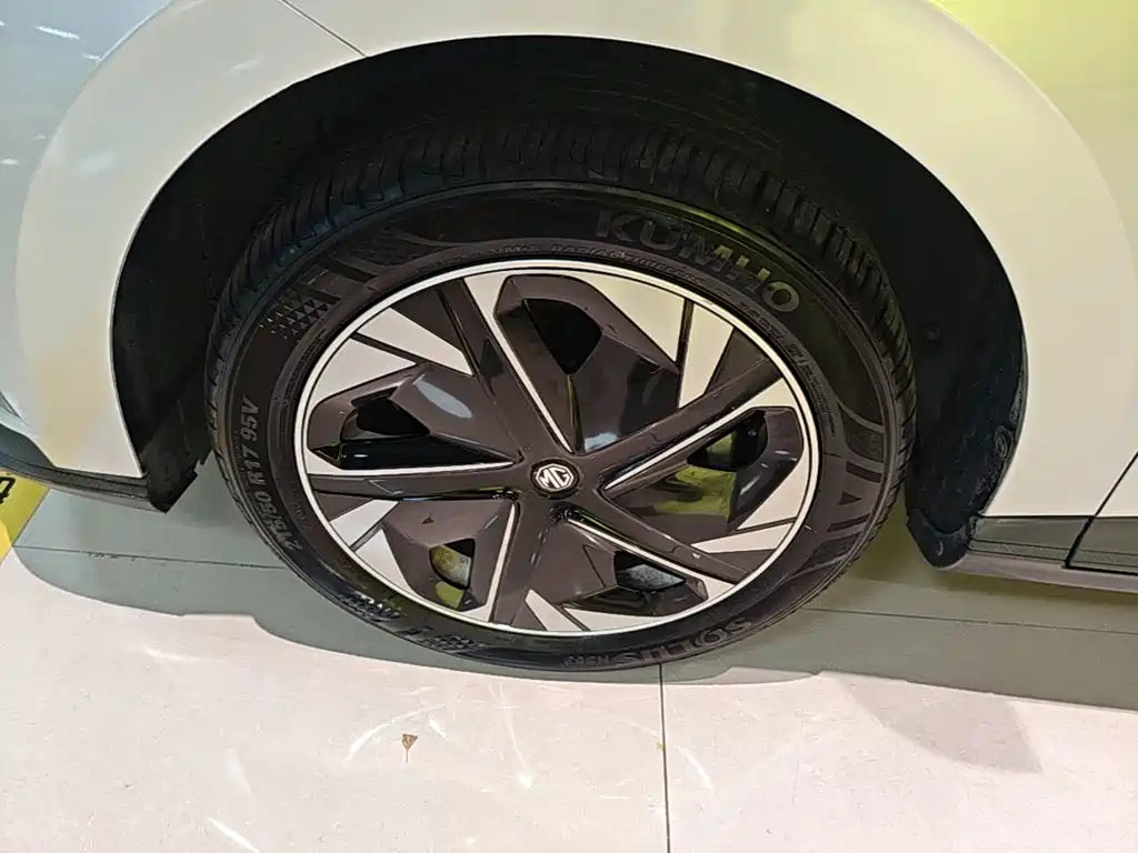 MG MG4 EV 2023 2023 415km Overseas Champion Edition
