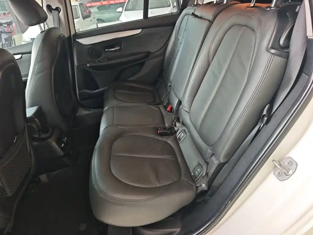 BMW 2 Series Gran Tourer 2018 2015 218i Leading