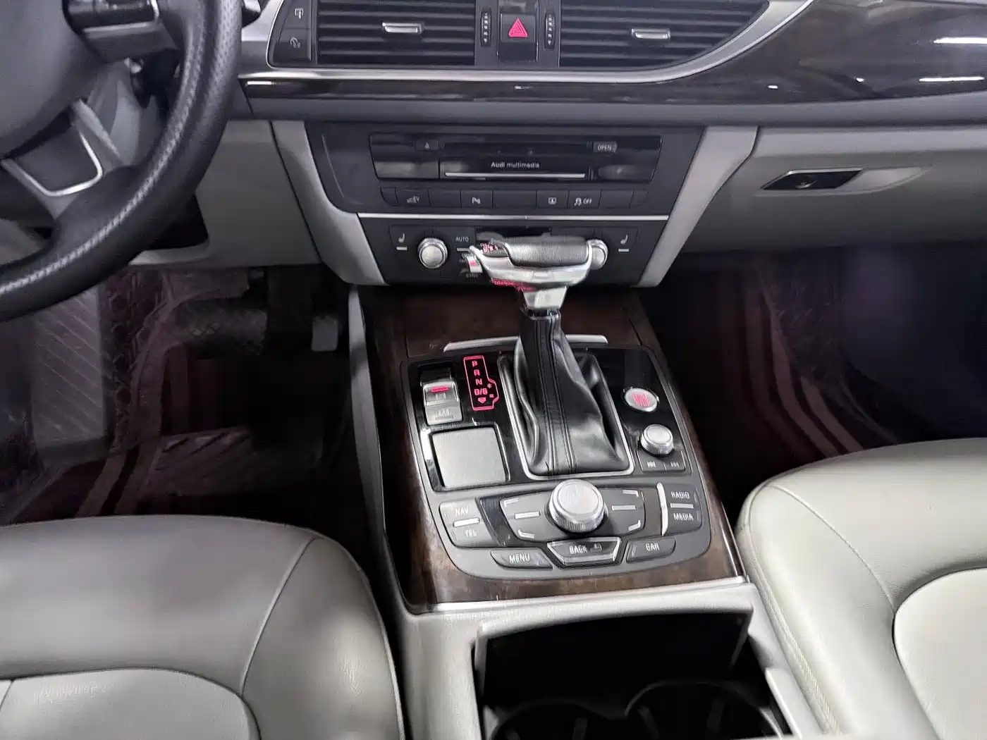 Audi A6 (Import) 2013 40 hybrid фото 17