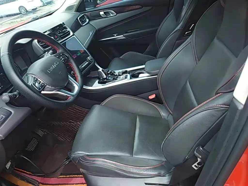 Lynk & Co 01 2019 2.0T AWD Pro Edition China V фото 15