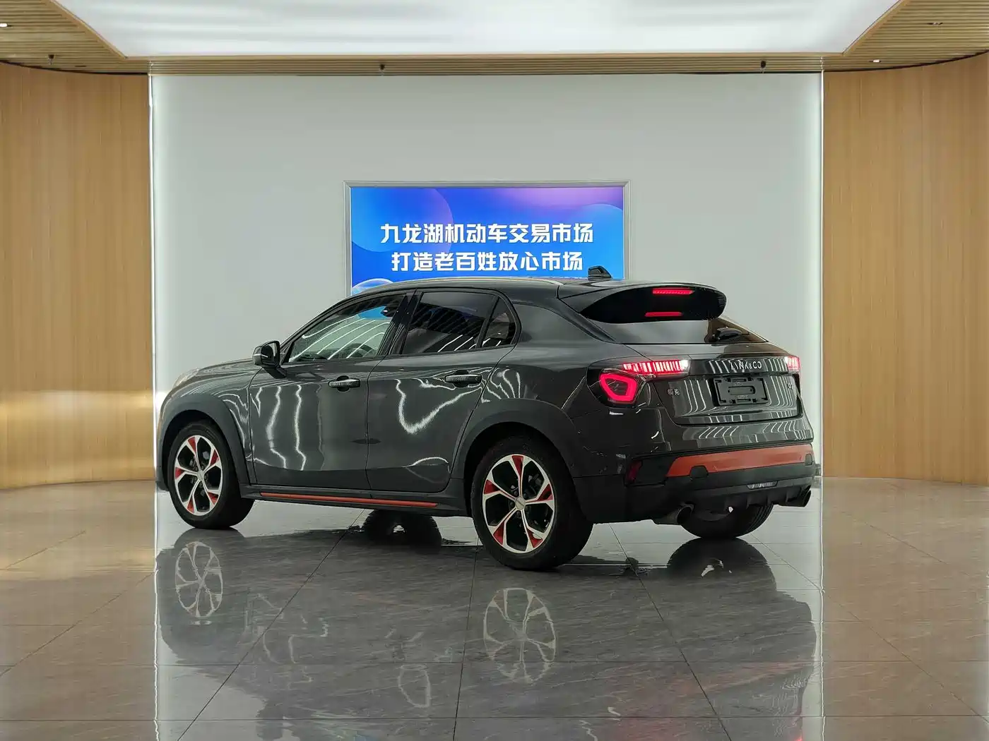 Lynk & Co 02 2018 Model 1.5T DCT 2WD Yao Pro Edition China V фото 5
