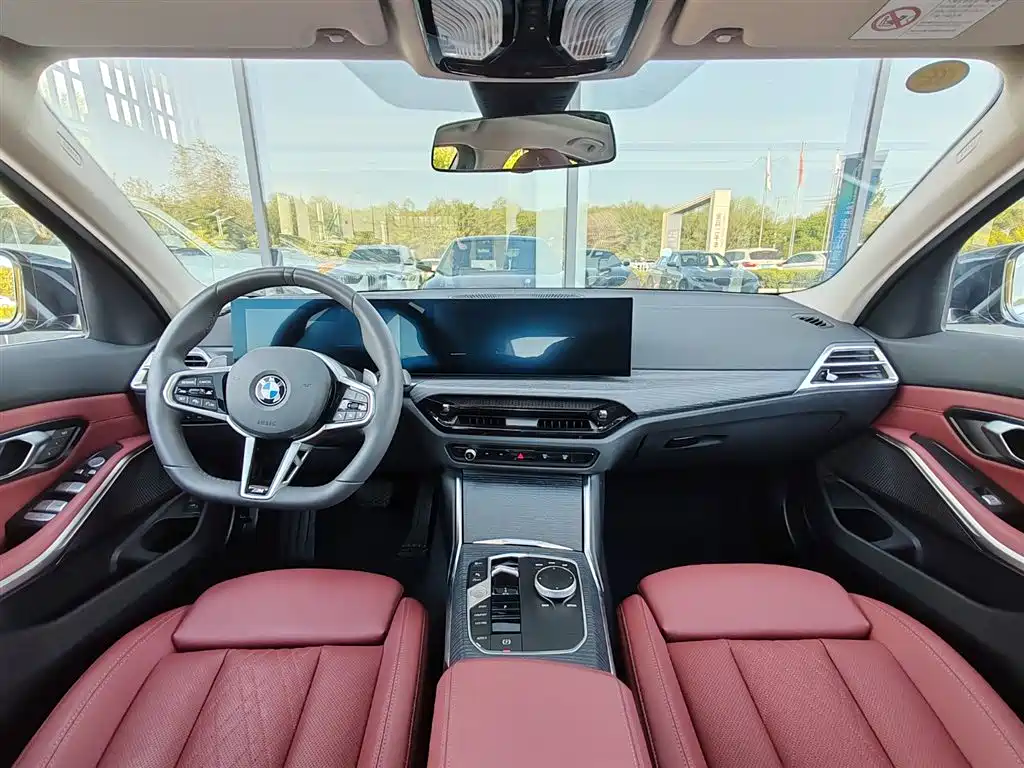 BMW 3 Series 2025 325Li M Sport Package фото 7