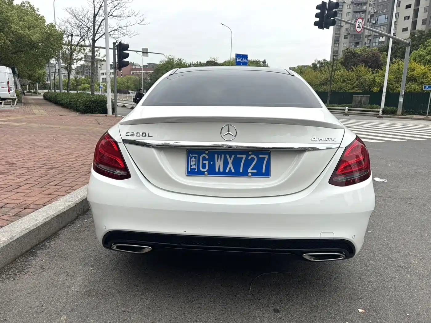 Mercedes-Benz C-Class 2016 C 200 L Sport фото 5