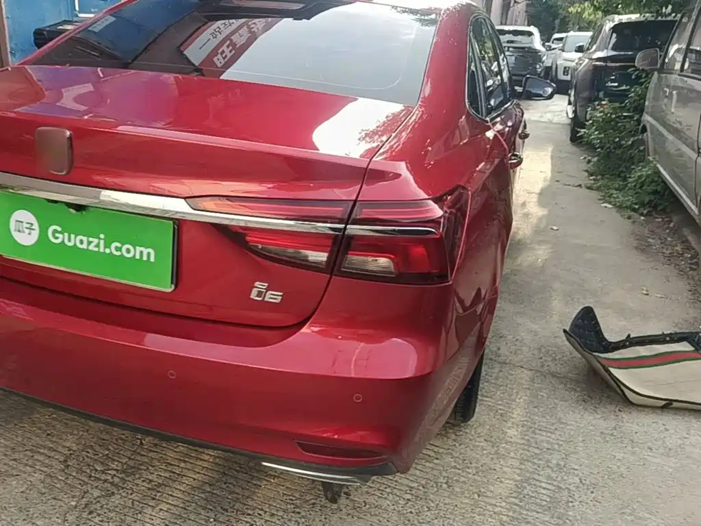 Roewe i6 2019 2020 PLUS 1.6L CVT 4G Connected Glory Flagship Edition