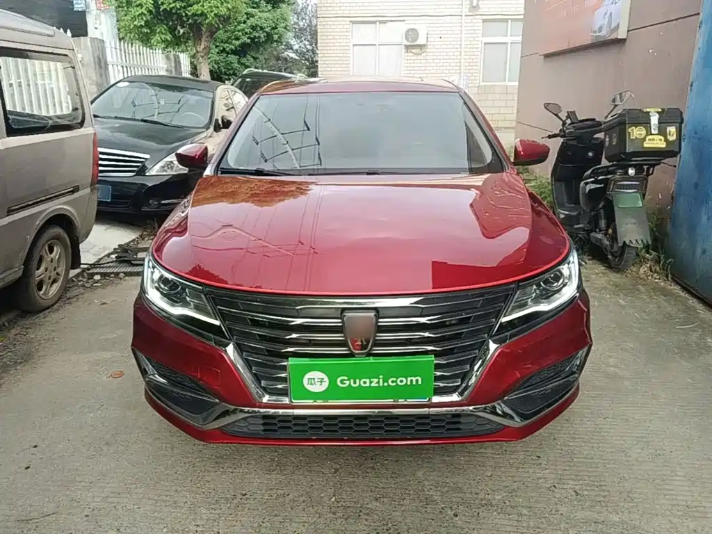 Roewe i6 2019 2020 PLUS 1.6L CVT 4G Connected Glory Flagship Edition