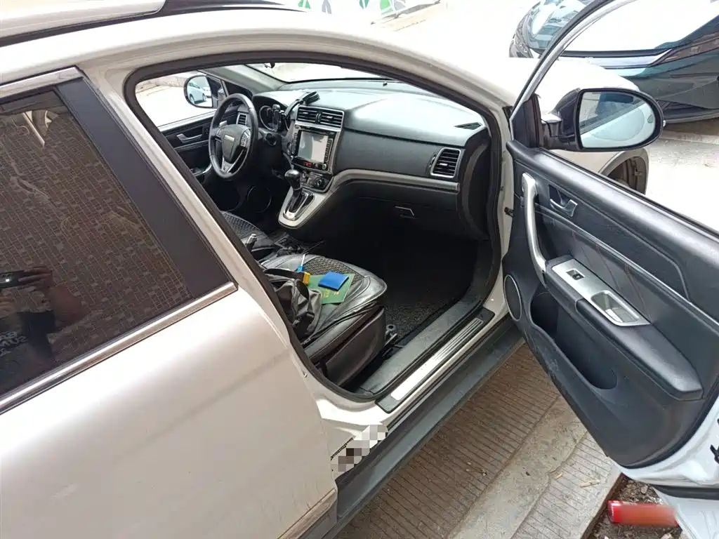 Haval H6 2017 Red Label Sport 1.5T Automatic 2WD Luxury фото 20