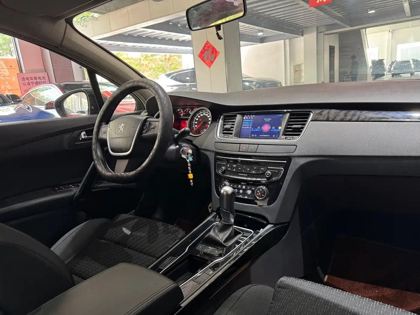 Peugeot 508 2015 1.6THP Auto Comfort Edition фото 14