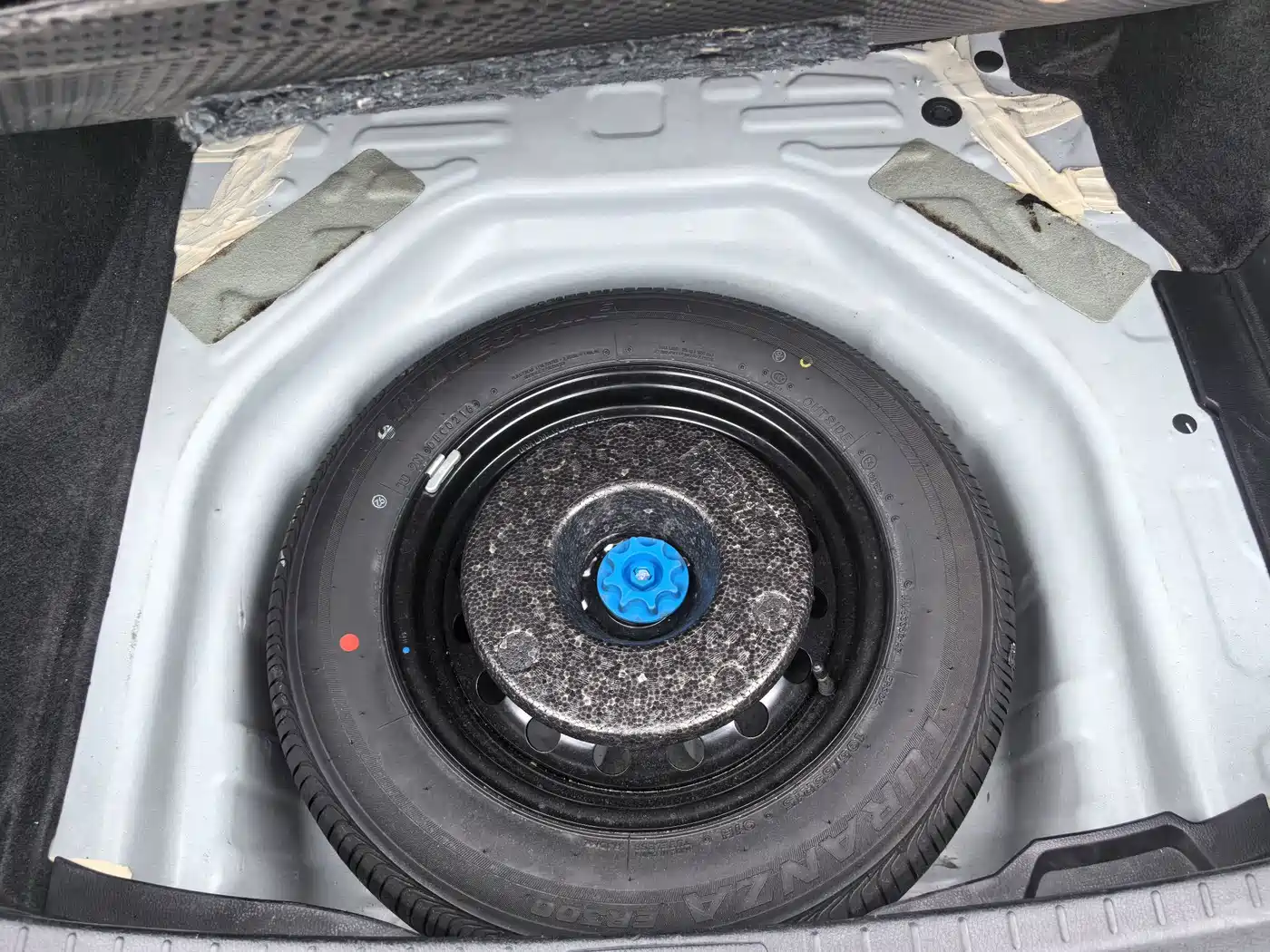 Фото 20 - Toyota Corolla