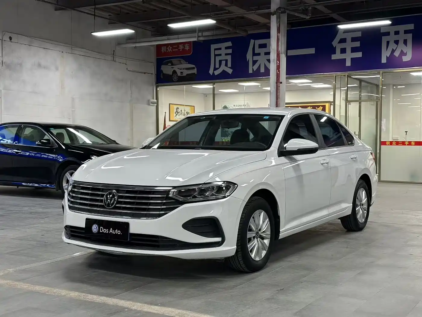Volkswagen Lavida 2023 1.5L Auto Luxury Edition фото 2