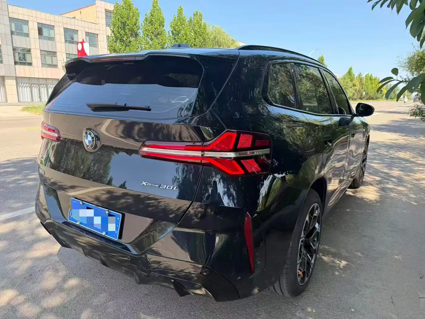 BMW X3 2026 2026 xDrive30L Leading Trim M Sport Shadowline Package