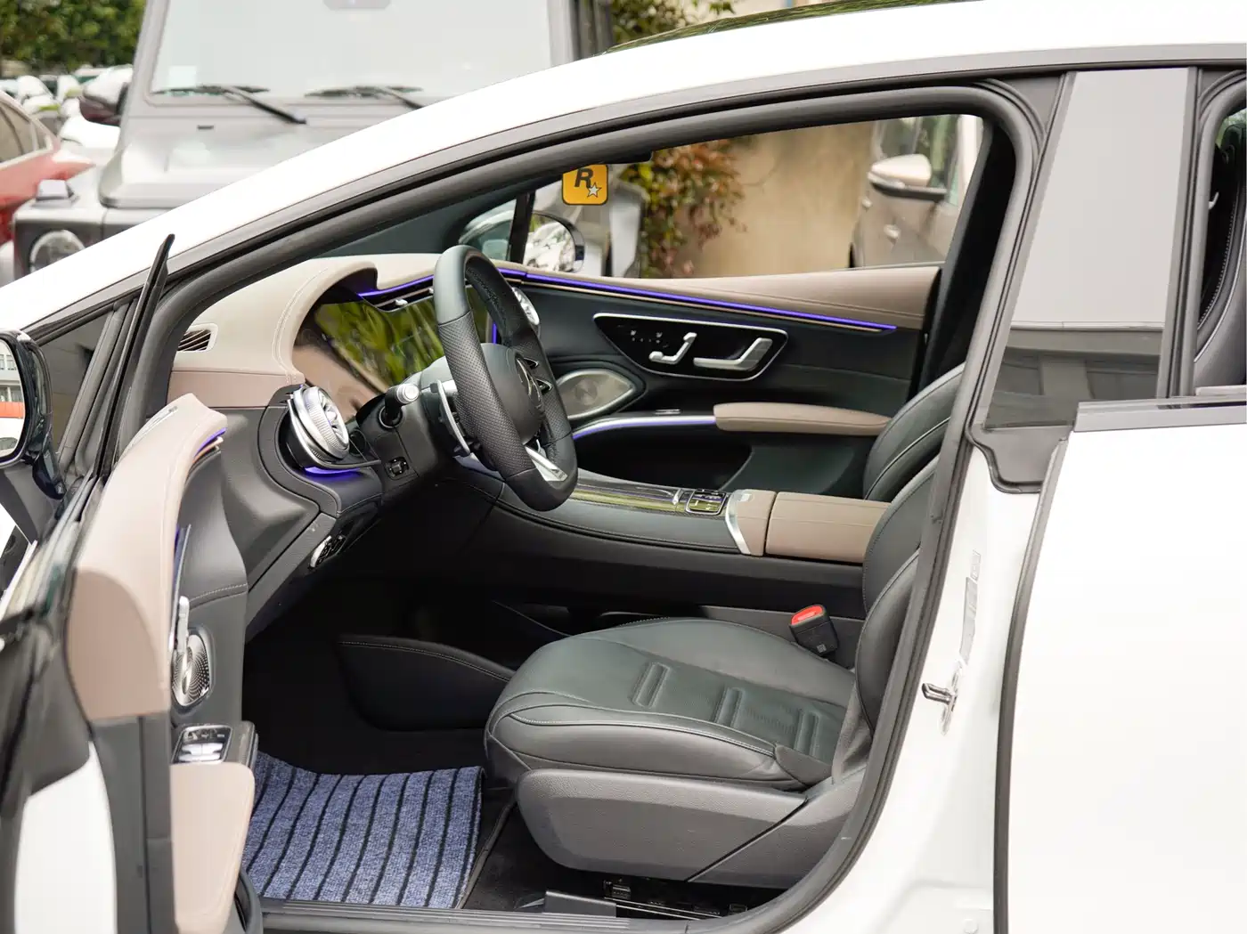 MERCEDES-BENZ EQS AMG