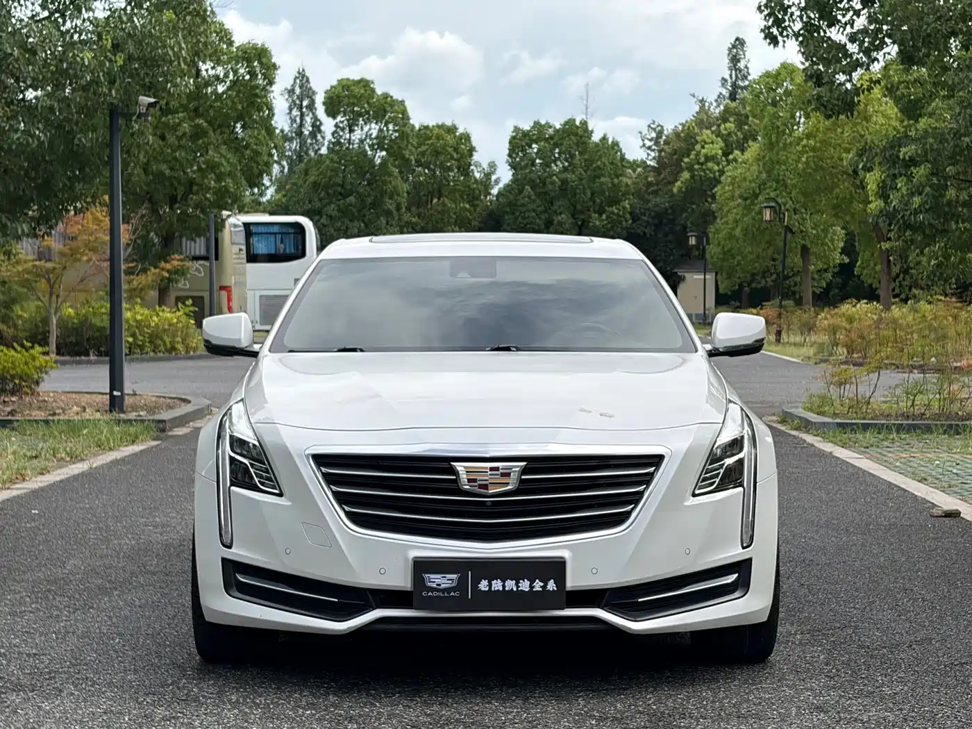 Фото 2 - Cadillac CT6