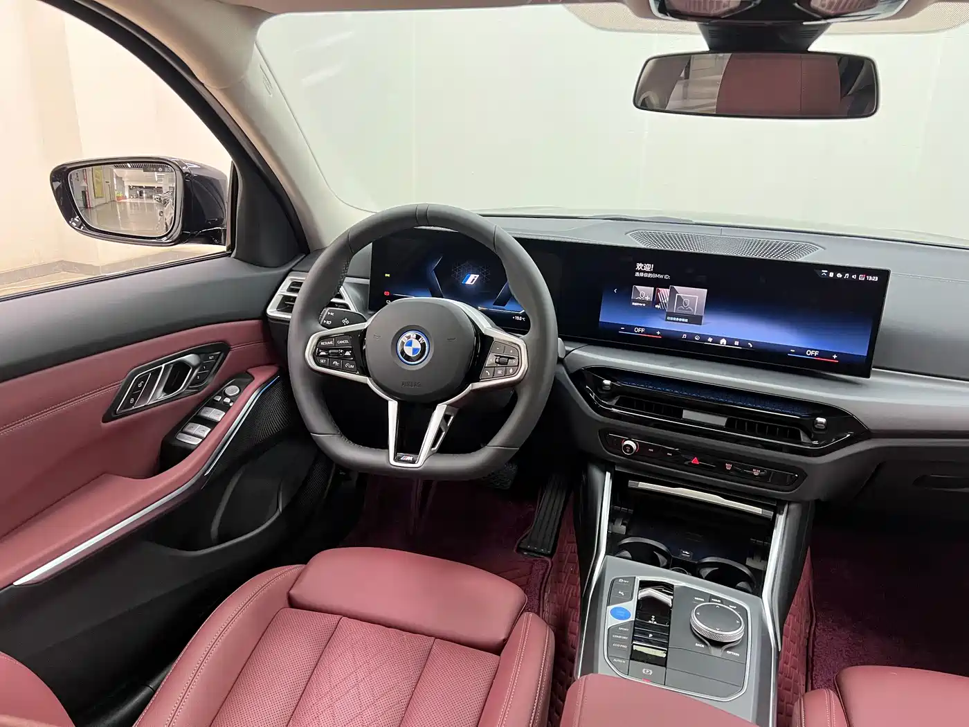 BMW i3 2026 2025 eDrive 35 L
