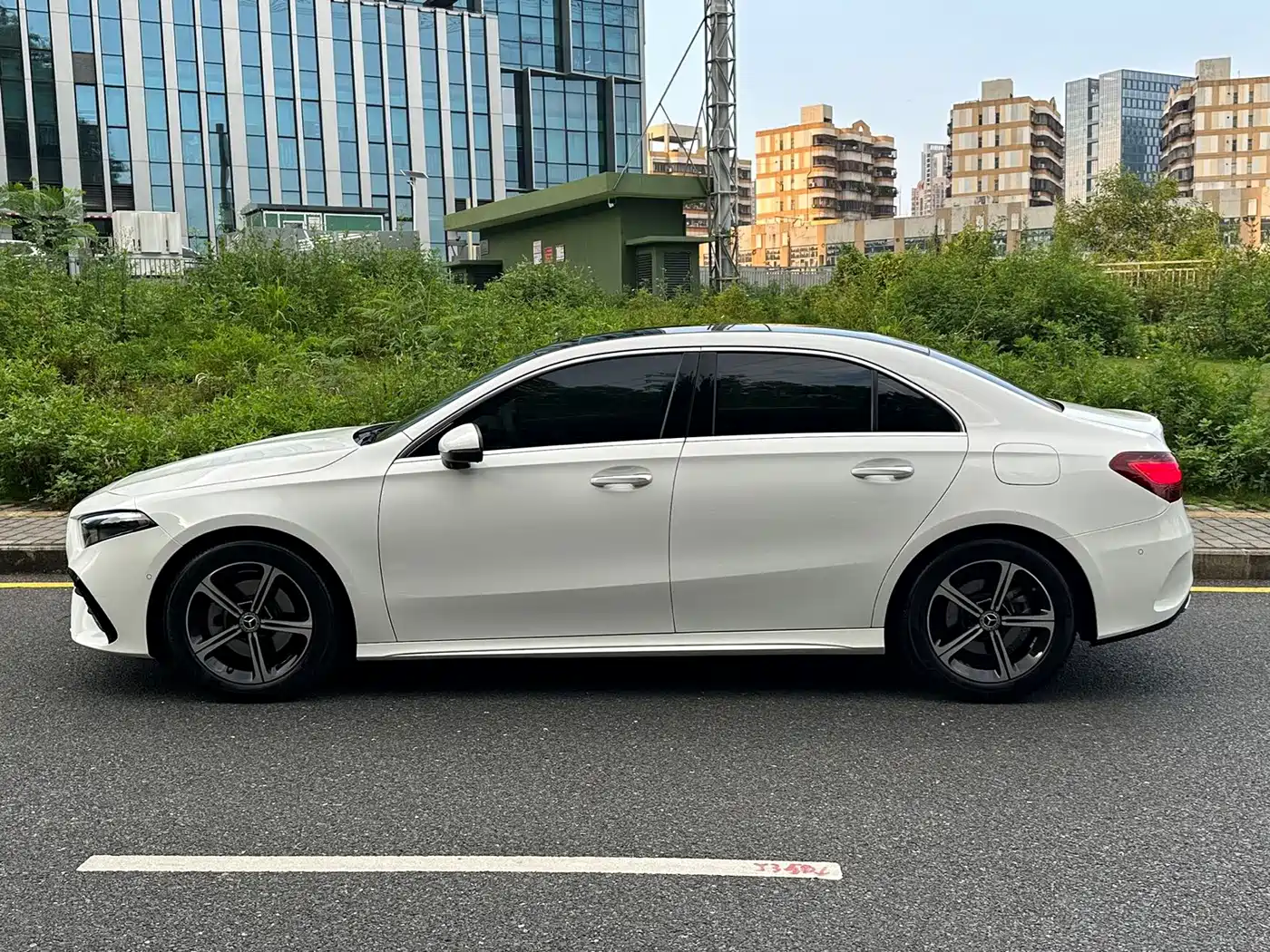 Mercedes-Benz A-Class 2025 2025 A 200 L Fashion Edition