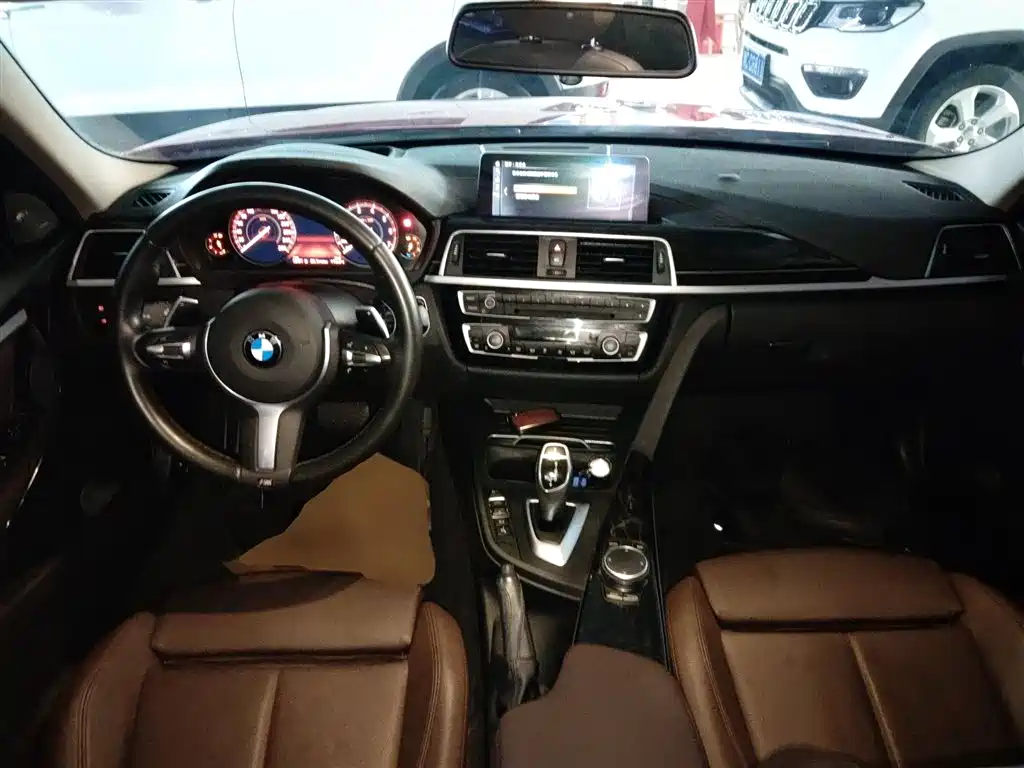 BMW 3 Series 2019 320Li M Sport Black Night Edition фото 6