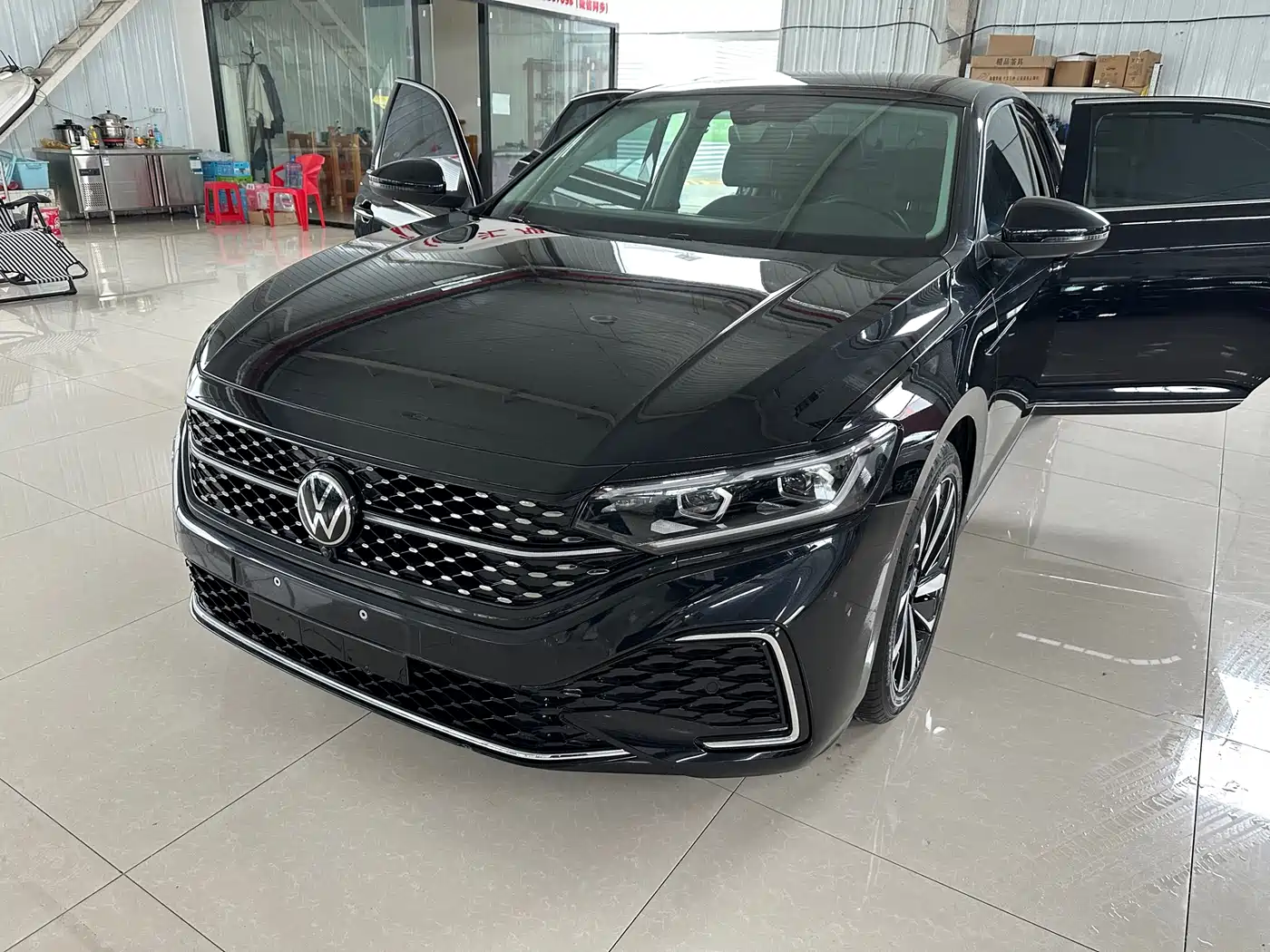 Volkswagen Passat 2022 330TSI Starry Sky Premium Edition фото 18