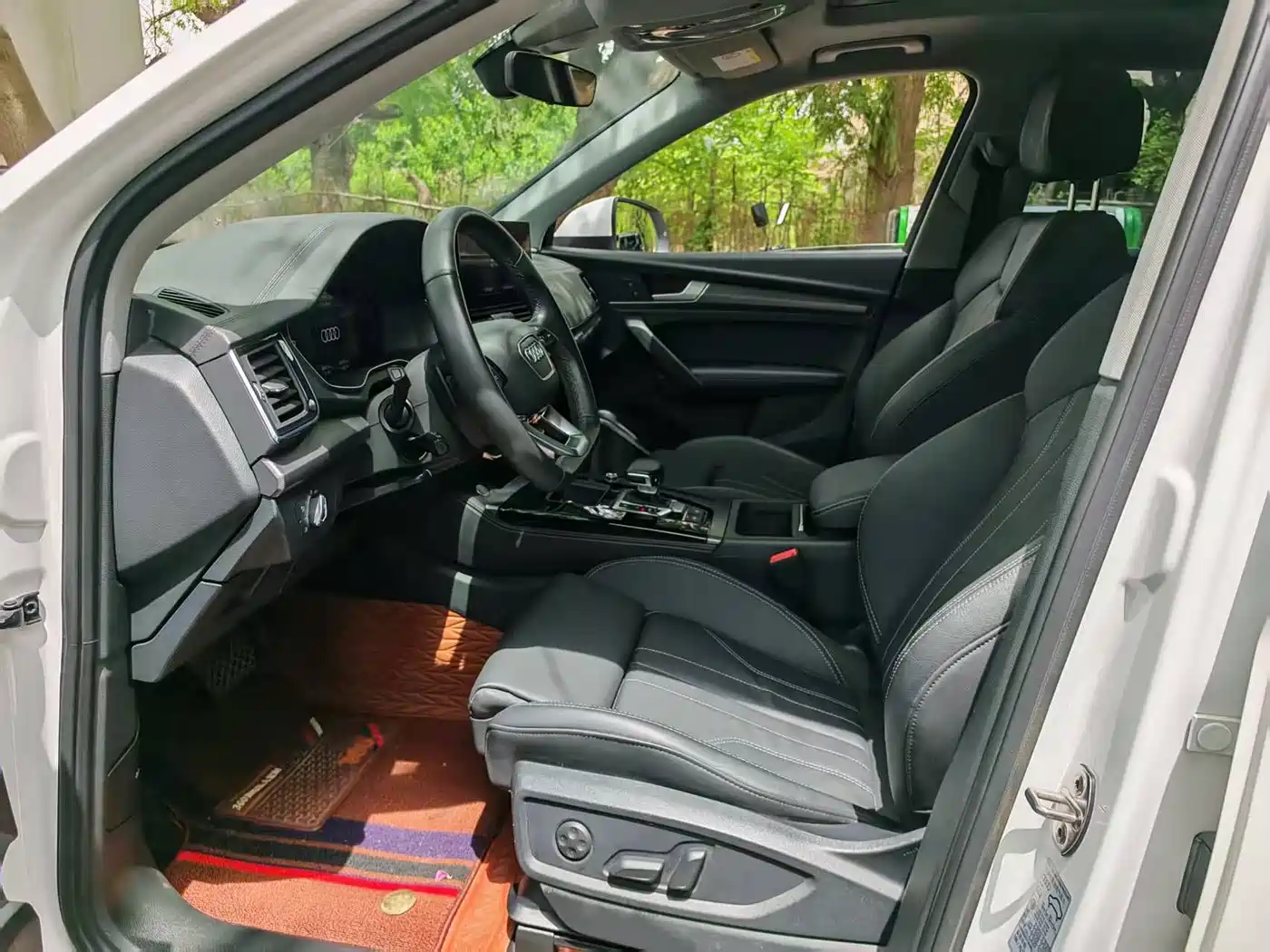 Audi Q5L 2022 40T Luxury Dynamic фото 7