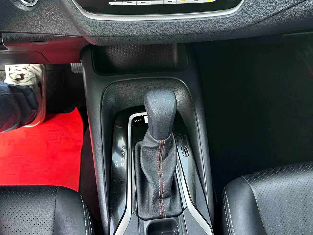 Toyota Corolla 2021 1.2T S-CVT Elite PLUS Edition фото 16