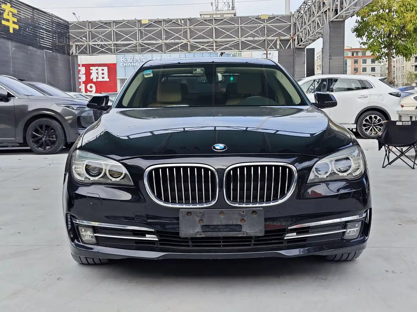 BMW 7 Series 2013 Model 730Li Leading фото 2
