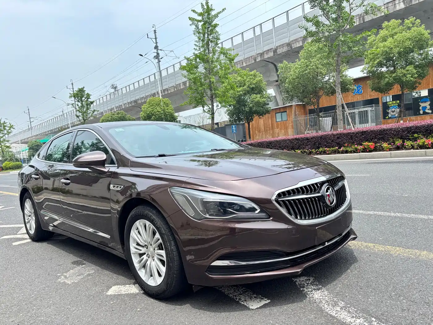 BUICK LACROSSE