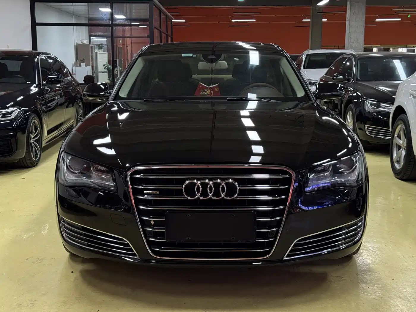 Audi A8 2013 A8L 45 TFSI quattro Exclusive фото 40