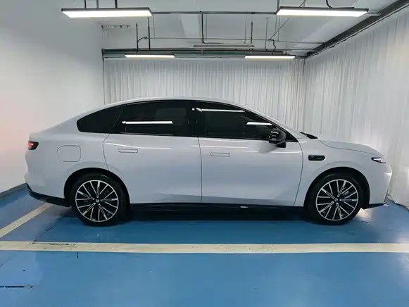 2026 Leapmotor B01