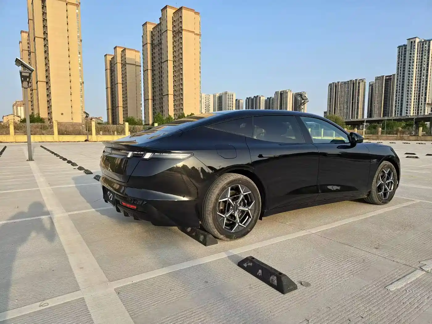 Lynk & Co 10 EM-P 2025 Facelift 240 AWD Ultra фото 7