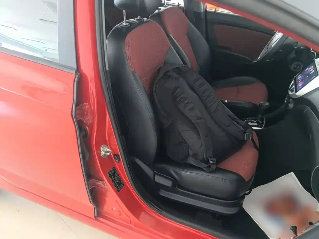 Hyundai Reina 2017 2016 1.4L Automatic GLX Leading