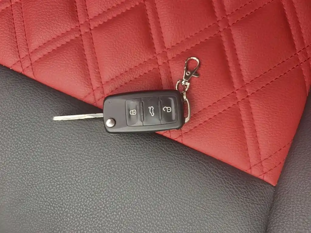 Volkswagen Polo 2016 1.4L Manual Trend фото 9