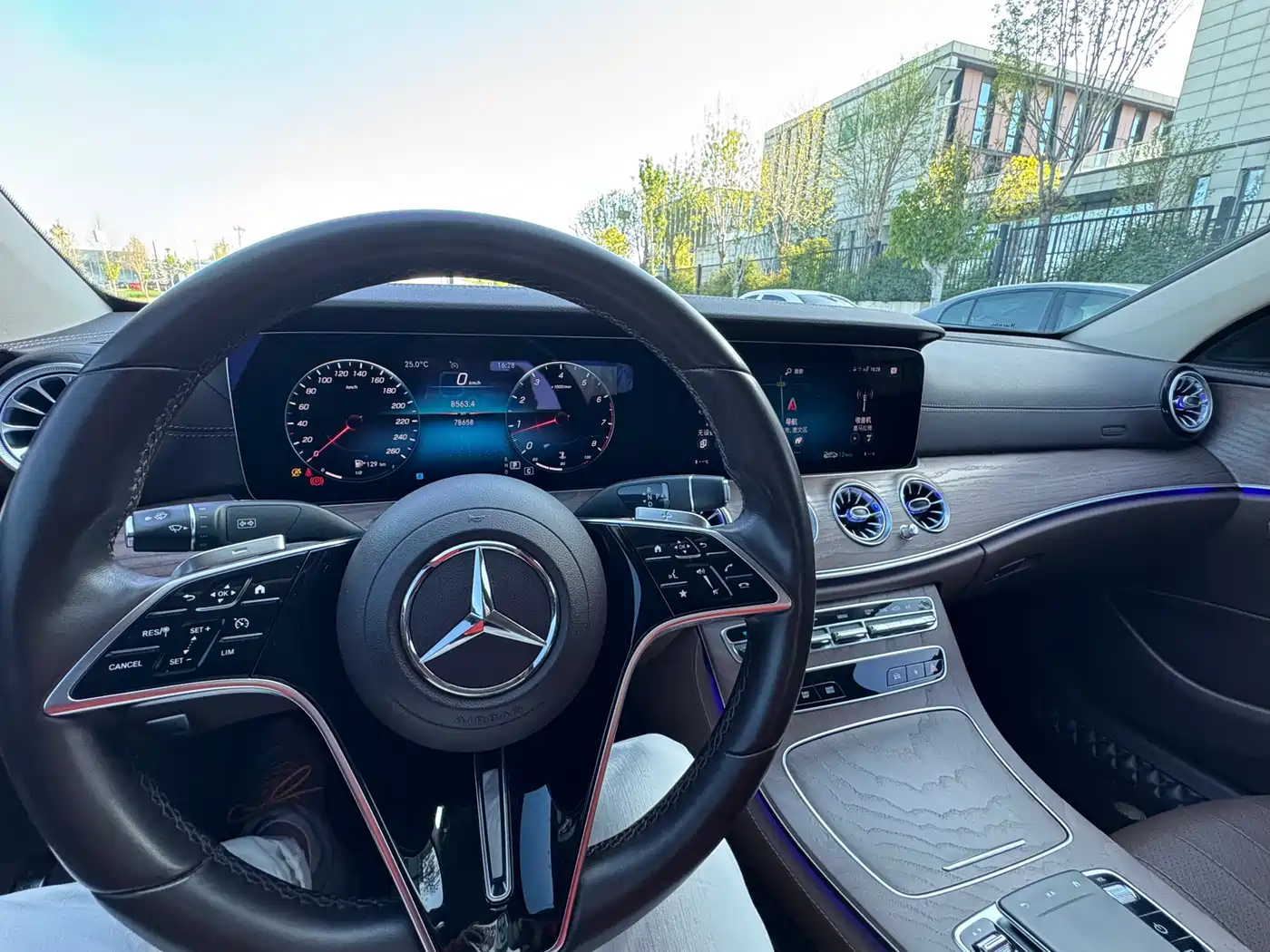 Mercedes-Benz E-Class 2022 Facelift E 300 L Sport Luxury Style фото 7