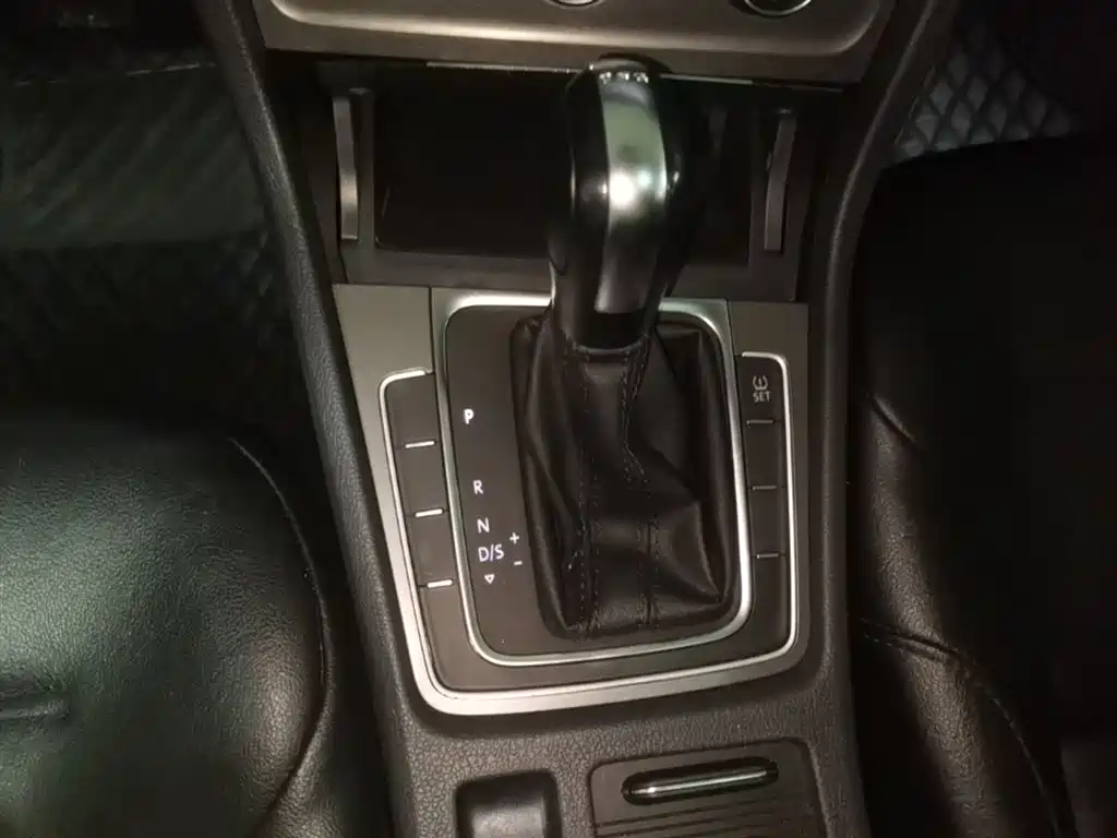 Volkswagen Golf 2015 1.4TSI Automatic Comfort фото 14