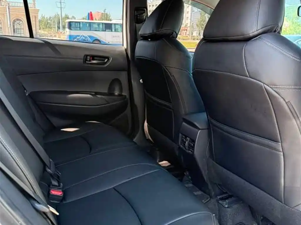 Toyota Corolla Cross 2022 2.0L Luxury Edition фото 8