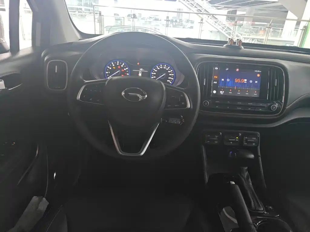 GAC Trumpchi Trumpchi GS3 2018 2017 150N Automatic Elite