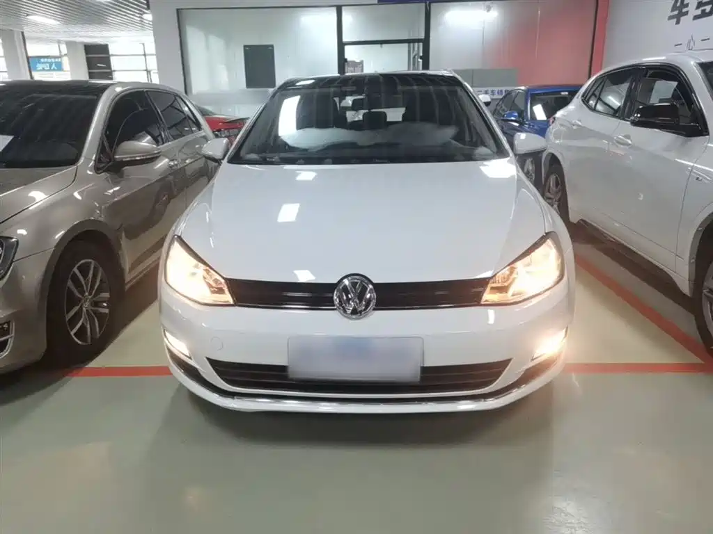 Volkswagen Golf 2015 1.4TSI Automatic Comfort фото 3