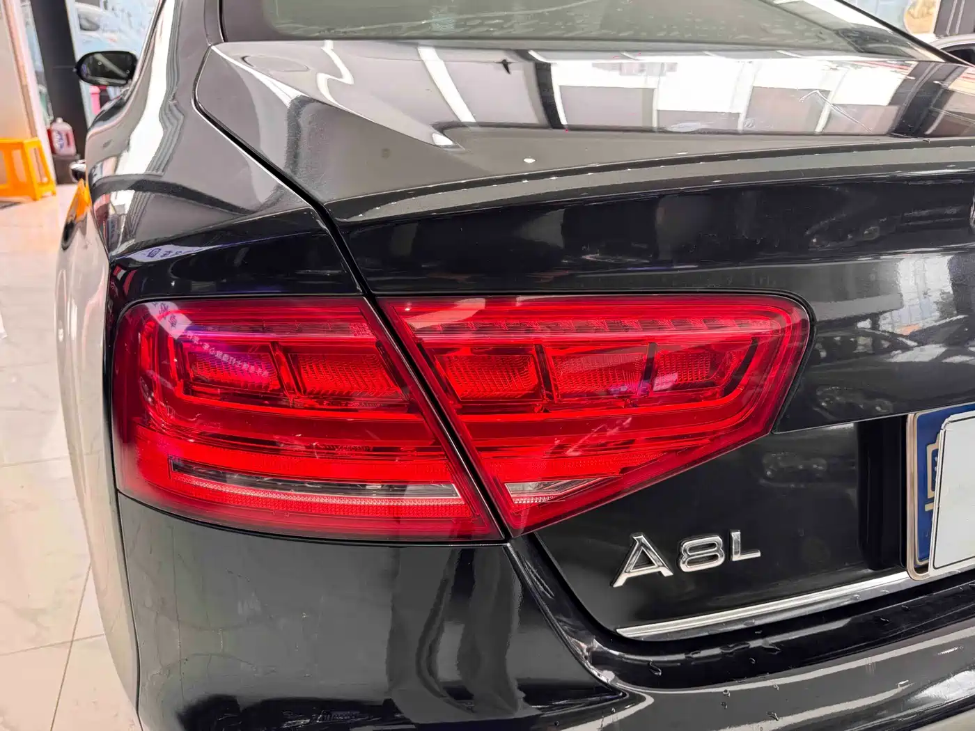 Audi A8 2013 A8L 45 TFSI quattro Luxury фото 27