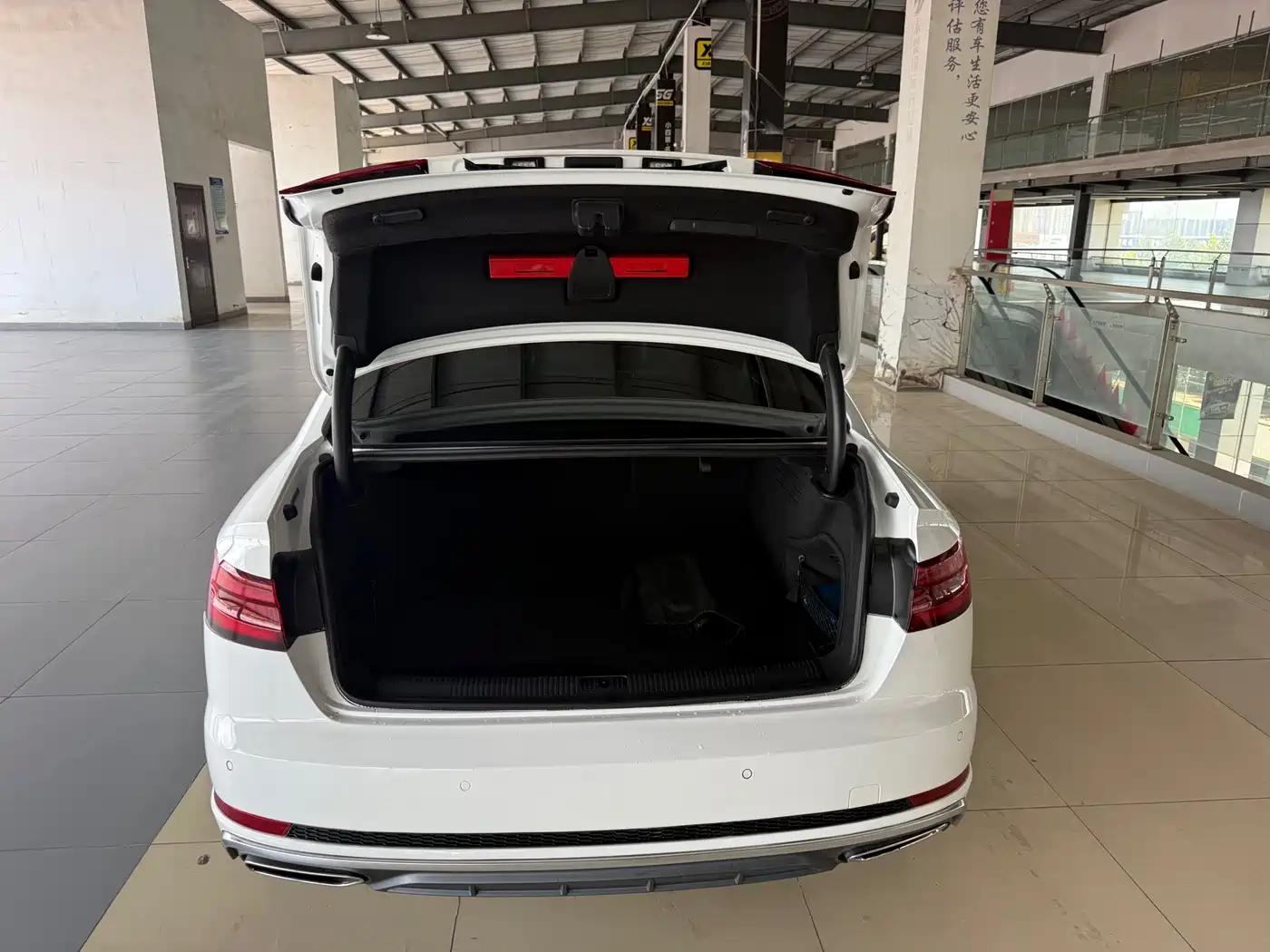 Audi A4L 2019 45 TFSI quattro Personality Sport (China VI) фото 16