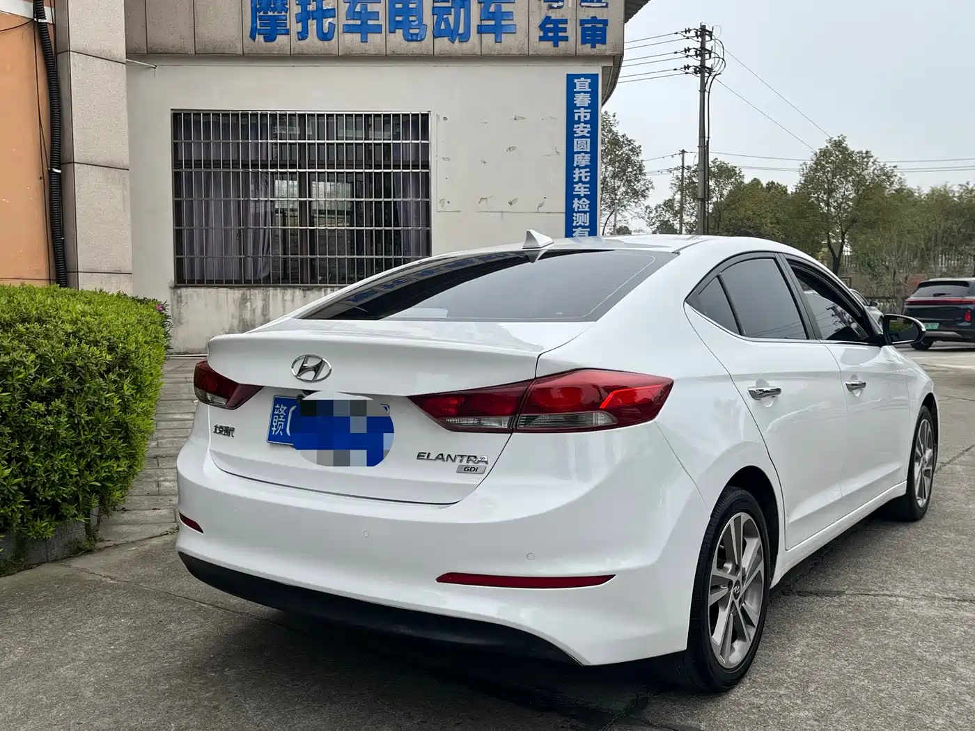 HYUNDAI LEAD