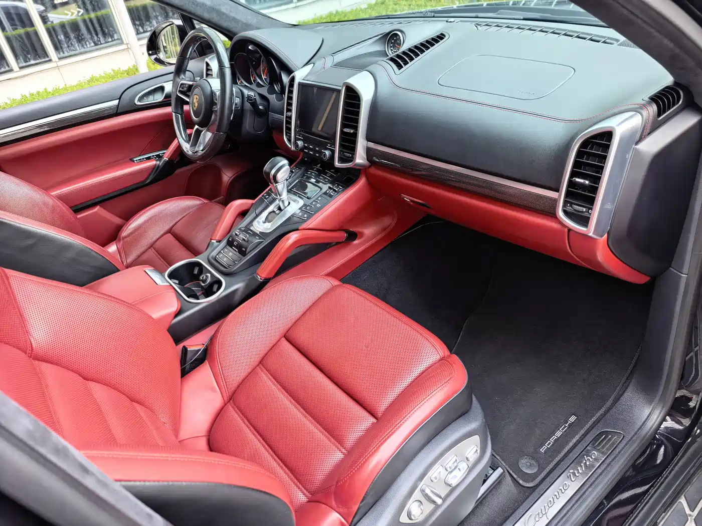 Porsche Cayenne 2015 Cayenne Turbo 4.8T фото 37