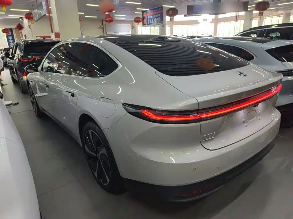 NIO ET7 2025 2024 75kWh Executive Signature Edition