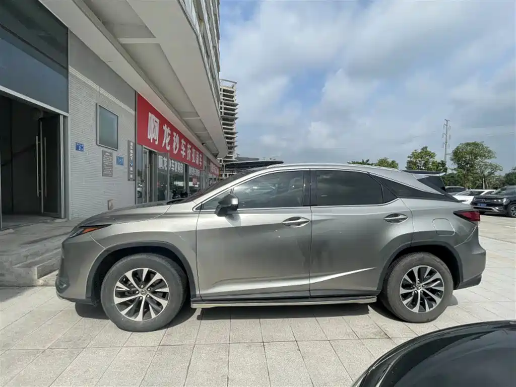 LEXUS RX