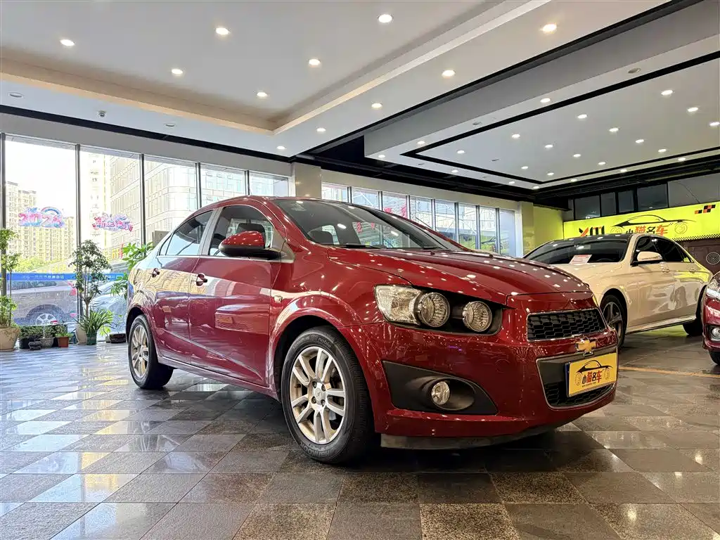 Фото 3 - Chevrolet Aveo