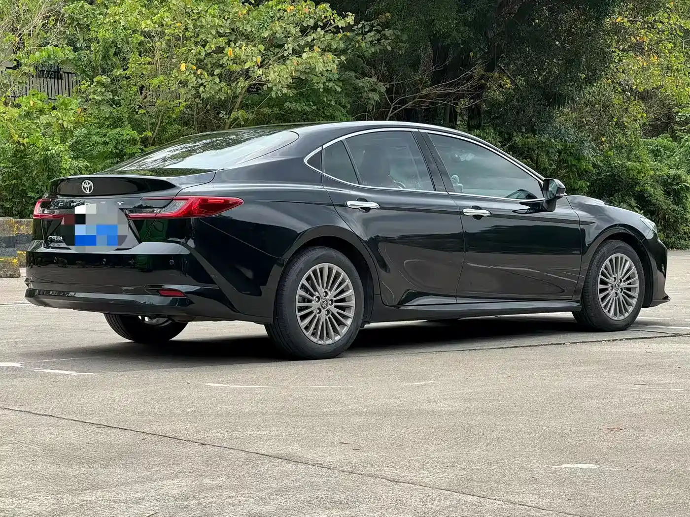 Toyota Camry 2024 2.0GVP Luxury Edition фото 9