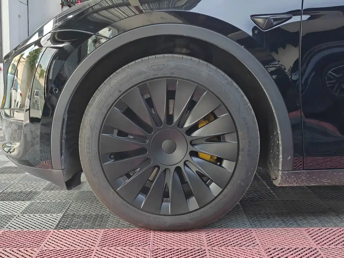 Tesla Model Y 2021 2021 Standard Range Rear-Wheel Drive