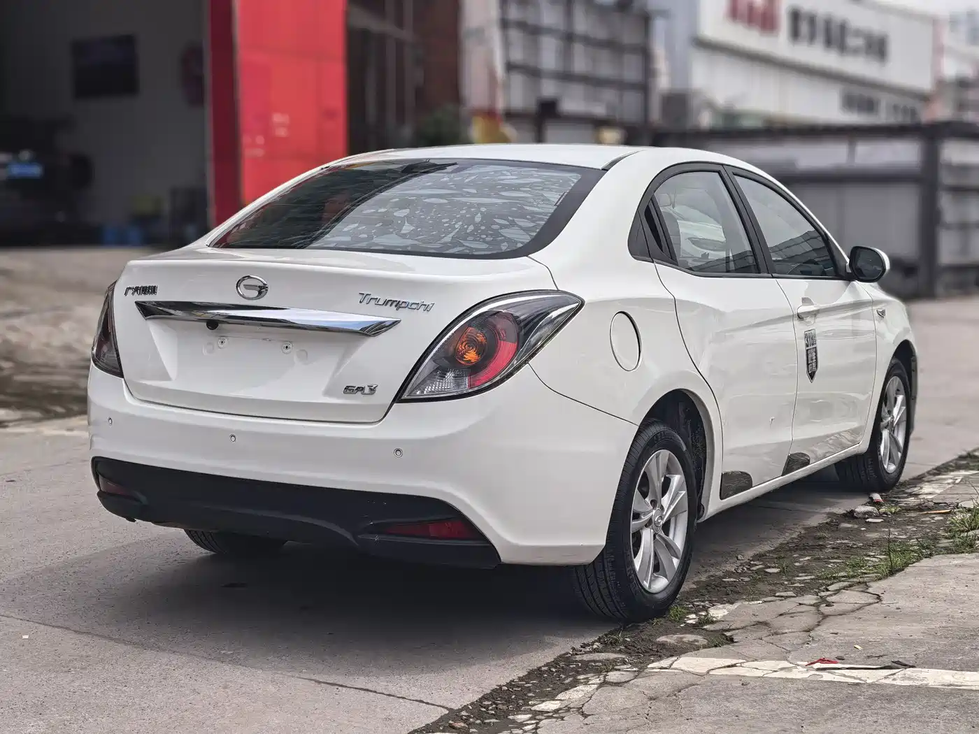 GAC Trumpchi Trumpchi GA3 2014 2013 1.6L Auto Luxury ESP Edition