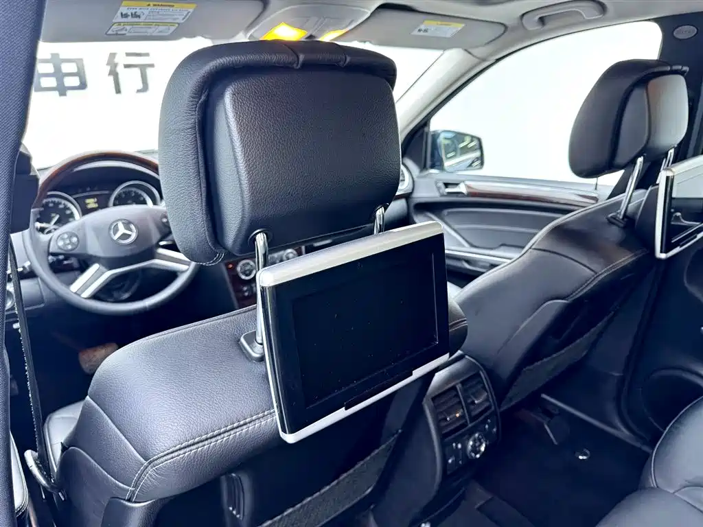 Mercedes-Benz GL-Class фото 21